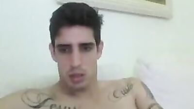 Handjob Cumshots Amateur: The Ultimate Gay Porn Experience!