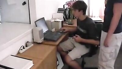 Gay Office Romp! - Au bureau, Quel travail!