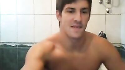 Straight Guys Going Wild - Hardcore Amateur Handjobs