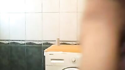 Straight Guys Going Wild - Hardcore Amateur Handjobs