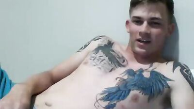 Beautiful Tattoos Amateur Cum Shots Handjob: A Gay Porn Video Experience!
