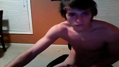 Handsome Amateur Cum Shots Facial Expression Model!