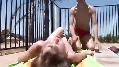Young Twinks Fucking: Hot Gay Action!