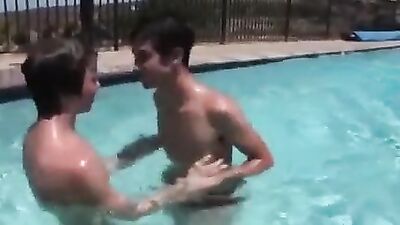 Young Twinks Fucking: Hot Gay Action!