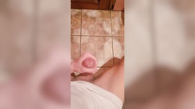 Cumshot Mania: Horny Teen Masturbation Revamped!