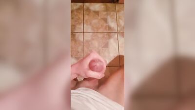 Cumshot Mania: Horny Teen Masturbation Revamped!