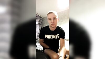 Young Guy Fingering Sex Toy in Socks: The Ultimate Gay Porn Experience!