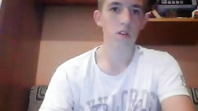 Twink Body Show Off Cam Boys Porn: College Twinks Ready for Action!