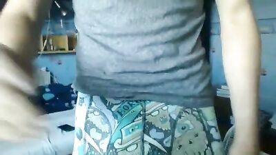 Young Twink Solo Webcam: Shooting Load for a Stranger Online!