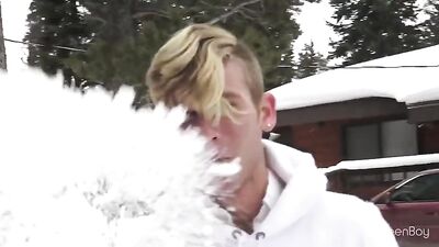 Three-way Thrills in Cabin Romp!: Hardcore Gay Porn Action with Group Bareback Flip-Flop Sex Show and Oral Cam Action!