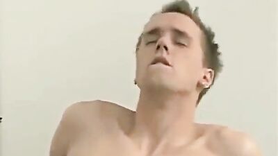 Kiss & Fuck - The Ultimate Gay Porn Experience