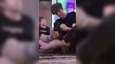 Hot Jonas Bridges Footplay - Foot Fetish Delight!