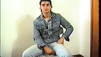 Spaniards Handjob: A Latino Solo Journey