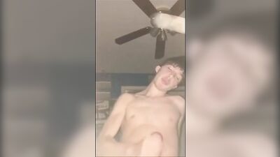 Cumming twice with a hot blonde in the bathroom - Porn Boys