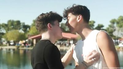 Flirty Bareback Fun: Cum in Butt and Rimming Twinks!