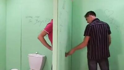 Gay Porn Twinks - Big Cocks and Oral Action at the Frat House