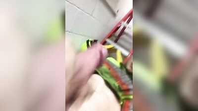 Ben at Work: Muscle Boys in Cum Shots Web-Cam