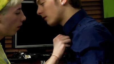 Twinks Exposed: Bareback Oral Handjobs