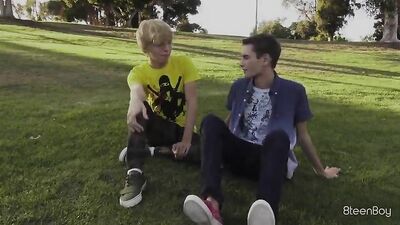 Couple Friends Lovers Flip Flop Room Sex Show Tube - Action Ass Play Bareback Handjob Oral!