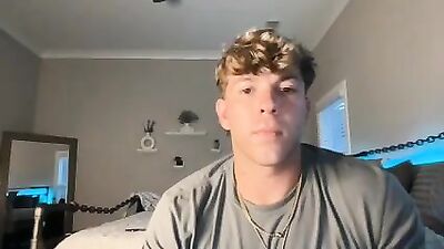 Muscle Boys Live Cam: Frat Bros and Big Cocks