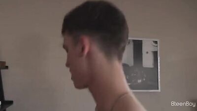 Horny Twink Friends Fuck in the Room: Hardcore Gay Sex Show!