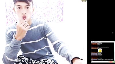 Young Colombian Hottie Web-Cam Show - Hardcore Gay Porn Video