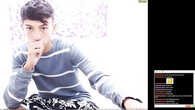 Young Colombian Hottie Web-Cam Show - Hardcore Gay Porn Video