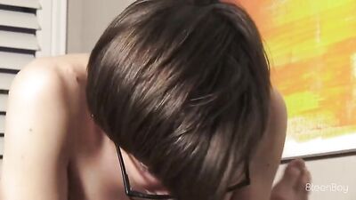 SEXY CAM TUBE COUPLE FRIENDS LOVERS HOME ACTION SHOW PORN ORAL BAREBACK HANDJOB