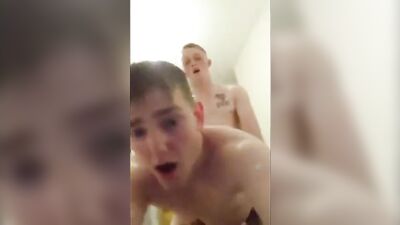 Raw Amateur Bareback Twink Action - A Steamy Gay Porn Video!