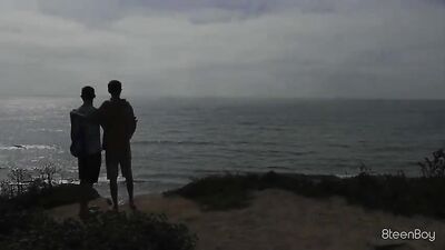 Thrill Seekers: Flip-Flop Oral Action with Hot Tube Show