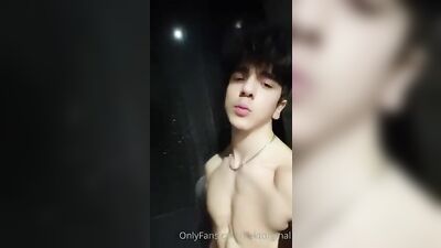 HOT OF WANKING: EXPLOSIVE GAY PORN VIDEO!