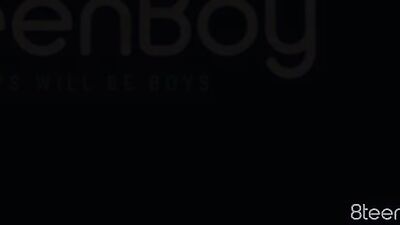 Threesome Twink Frenzy: Friends Take Over the Room for Endless Sex and Cam Shows!