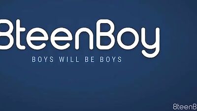 Gangbang Twink Threesome: Flip-Flop Fuck and Sex Show on the Tube!