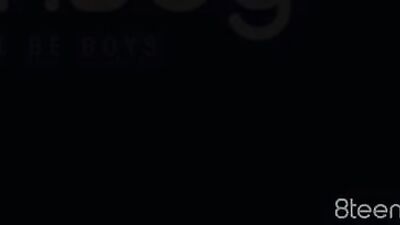 Twinky Threesome in Room Sex Show: Bareback Handjob Oral Cam Porn!