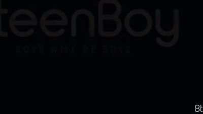 Raw Sexual Encounter with Couple Boyfriends and Twinks!