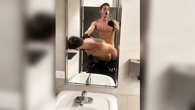 Jocks Have Public Bathroom Sex: Selfie JOCKS Webcam Fuck!