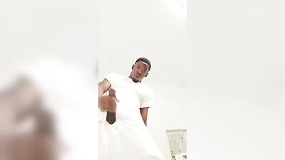 Handjob Deluxe: The Ultimate Cock Sucking Experience!