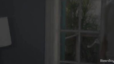 Twink Flip-Flop Boyfriends: Steamy Gay Sex Show in the Bedroom!