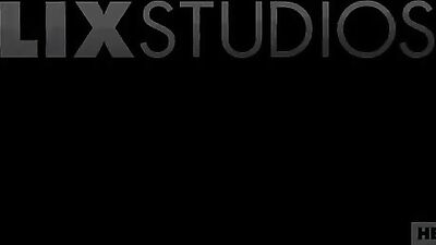 Group Home Sex Threesome Fuck Show Cam Tubev: No Limits on Desire!