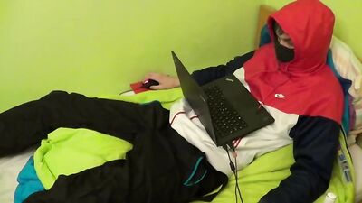 Cumming in Fashion: Nike & Adidas Gear