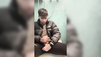 Cute Boy Pee Play: The Ultimate Fetish Experience!