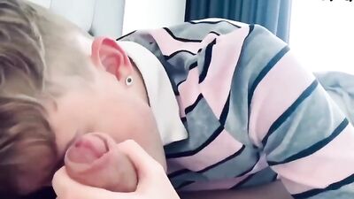 Young Sucker Boy Catches Hot Gay Cute Friends Oral Action!