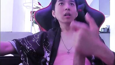 Explore Your Little Asian Amateur Twink in Web-Cam Cum Shots!