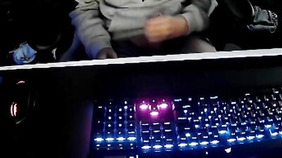 Gamer Cums Again: Faceless Teen Handjob Web-Cam Solo Porn
