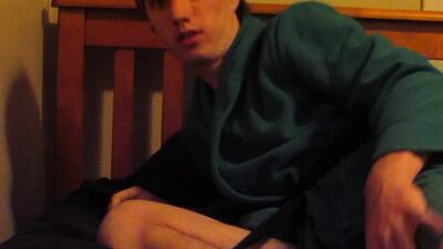 Teen Boy Cum and Wank - Part 2: Amateur Fun for Gay Porn Lovers!