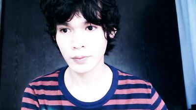 Gusher Latino Solo Explosion! - Cute Gay Tube Hottie