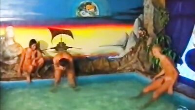 Bisexual Pool Party: Gay Porn Tube Action Bareback!
