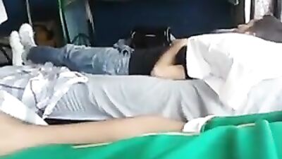 Cum-Shootout in Dorm!