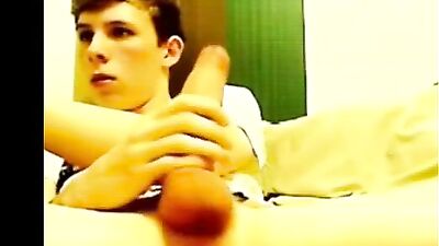 Solo Web-Cam BOYS PORN SHOWING DICK ASS AND CUM - Explore the hottest gay boys in action!