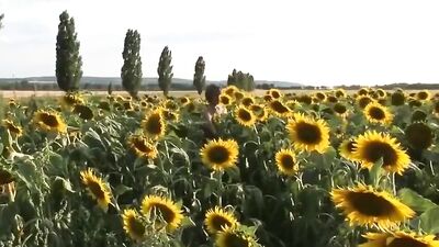 Safe Seks: Action Cum Shots Handjob Oral Public Outside!